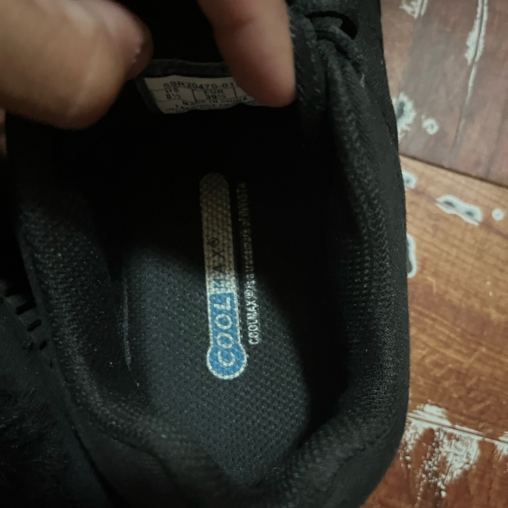 Fila Black Sneakers with Coolmax Technology - Picture 4 of 6